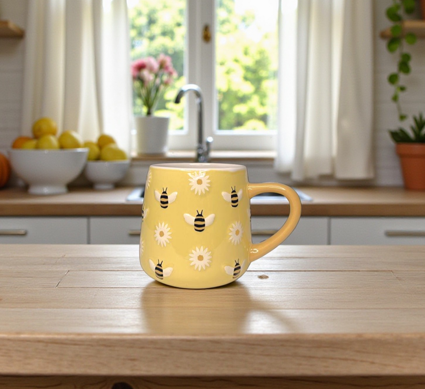 Bee Coffee Mug – Tea Cup Fun Honeybee Kitchenware