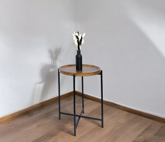 Walnut Finish Side/Coffee Tray Table